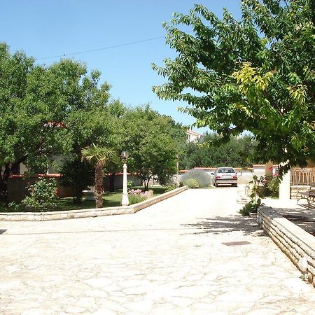 Apartment Perkov Tribalj Oda fotoğraf