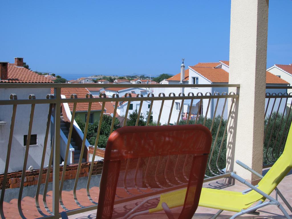 Apartment Perkov Tribalj Oda fotoğraf